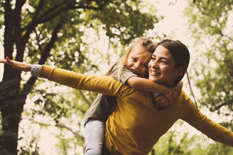 How Single Moms Can Lower Their Cost of Living