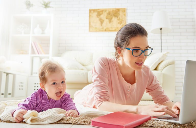 How Moms Can Measure Their Financial Health